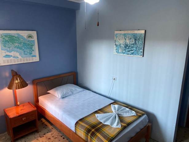 Imagen de la habitación del Hotel Naralit. Foto 7