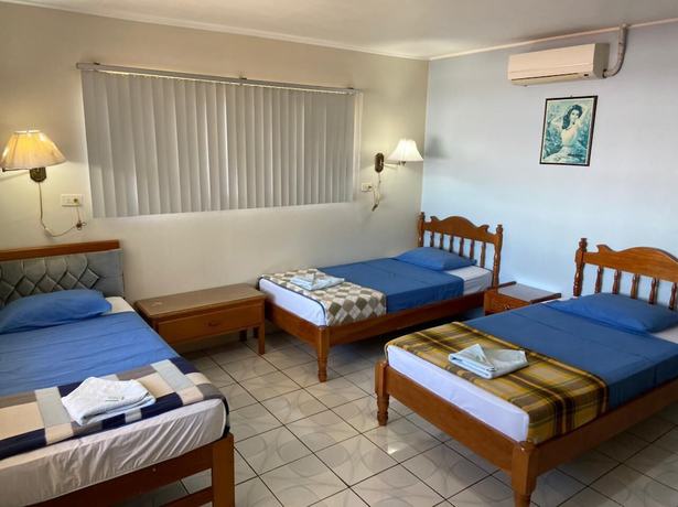 Imagen de la habitación del Hotel Naralit. Foto 8