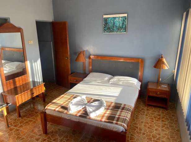 Imagen de la habitación del Hotel Naralit. Foto 13