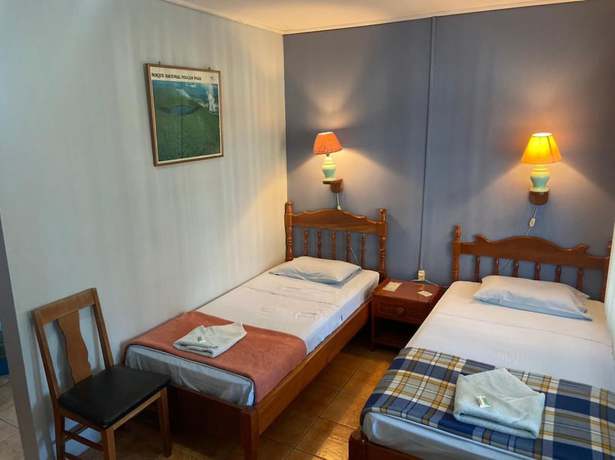 Imagen de la habitación del Hotel Naralit. Foto 19