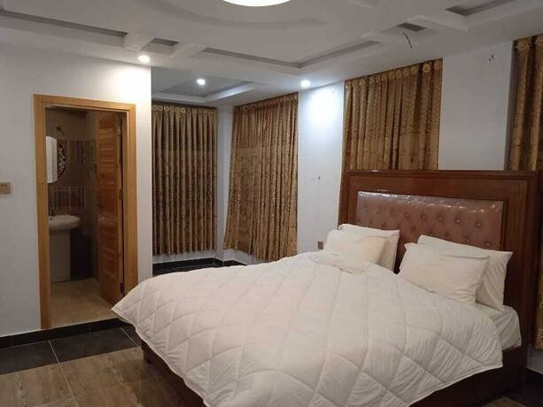 Imagen de la habitación del Hotel Naran Hills. Foto 18