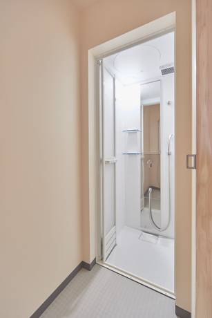 Imagen de la habitación del Hotel Narano Mori. Foto 13