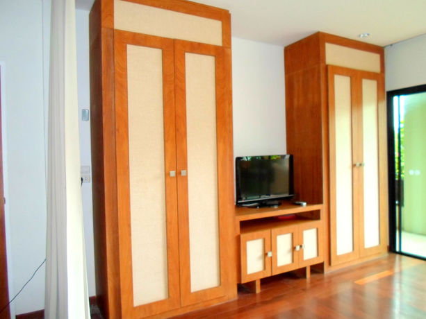 Imagen de la habitación del Hotel Naraya Riverside Resort. Foto 7