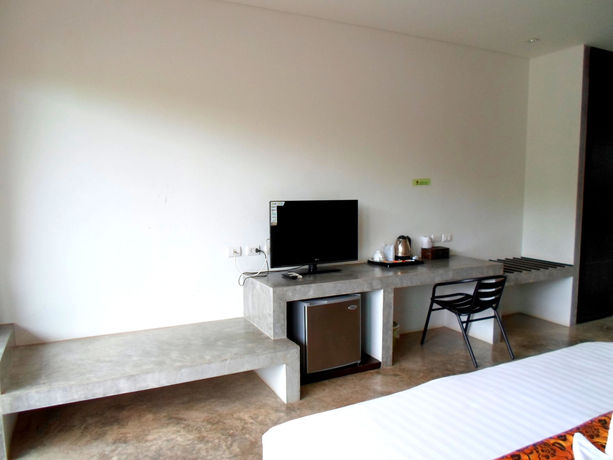 Imagen de los exteriores del Hotel Naraya Riverside Resort. Foto 12