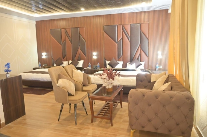 Imagen de la habitación del Hotel Narayani Palace. Foto 10