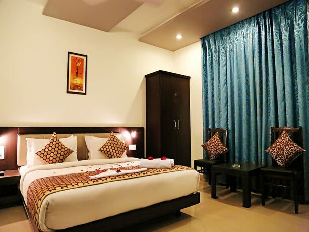 Imagen de la habitación del Hotel Narayans Leela Inn. Foto 26