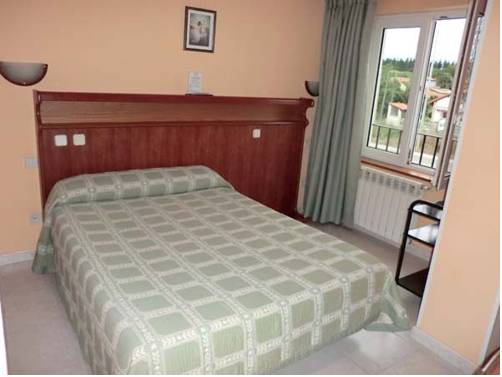 Imagen de la habitación del Hotel Narcea, Reocín. Foto 14