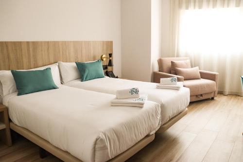 Imagen de la habitación del Hotel Narcea, Santa Pola. Foto 7