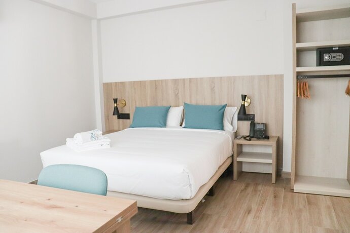Imagen general del Hotel Narcea Santa Pola. Foto 2