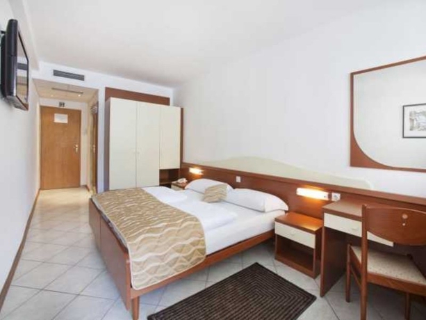 Imagen general del Hotel Narcis. Foto 2