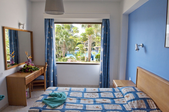 Imagen de la habitación del Hotel Narcissos Waterpark Resort. Foto 6