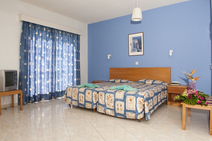 Imagen de la habitación del Hotel Narcissos Waterpark Resort. Foto 7