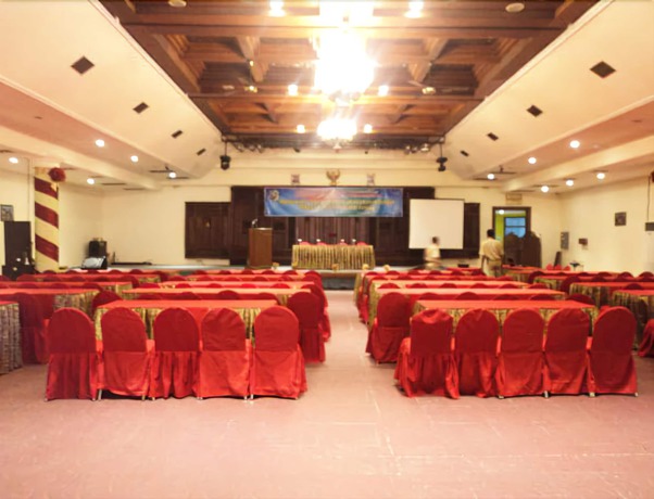 Imagen de los interiores del Hotel Narita Hotel Tulungagung. Foto 13