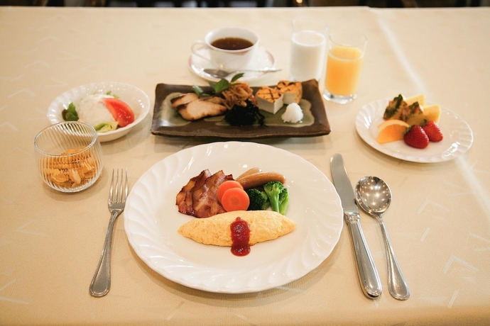 Imagen del bar/restaurante del Hotel Narita U-city. Foto 3