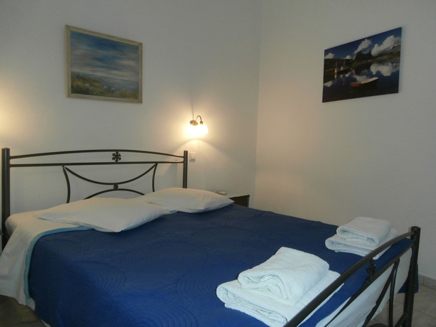 Imagen de la habitación del Hotel Narkissos. Foto 5