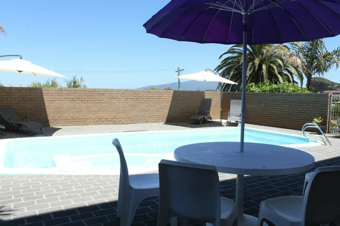 Imagen de la piscina del Hotel Narooma Palms Holiday Apartments. Foto 10