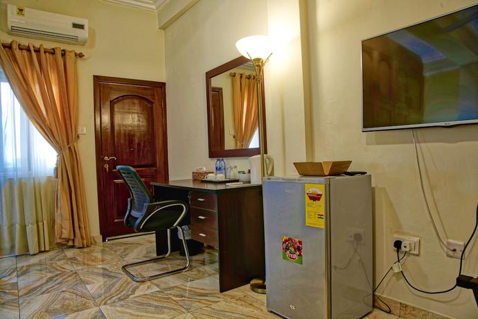 Imagen de la habitación del Hotel Narpos. Foto 13