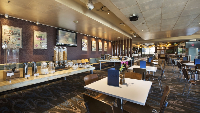 Imagen del bar/restaurante del Hotel Narrabeen Sands By Nightcap Plus. Foto 5