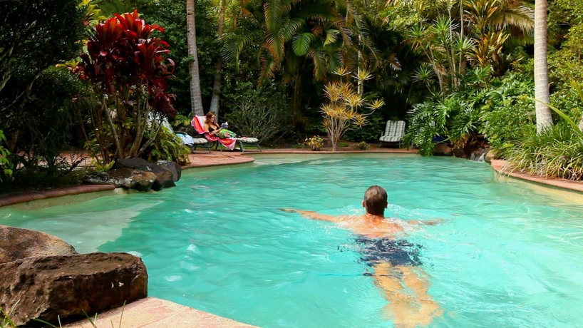 Imagen de la piscina del Hotel Narrows Escape Rainforest Retreat. Foto 15