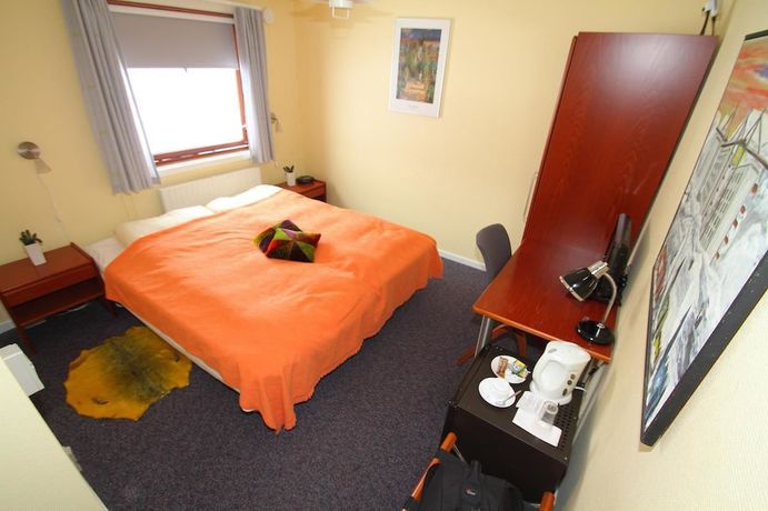 Imagen de la habitación del Hotel Narsaq. Foto 8