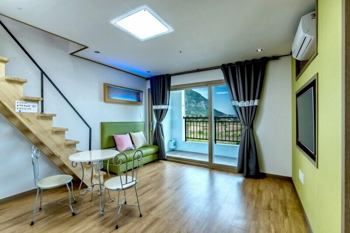 Imagen de la habitación del Hotel Narsha Resort. Foto 3