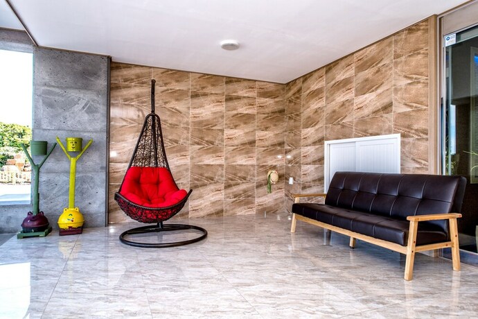 Imagen de los interiores del Hotel Narsha Resort. Foto 19
