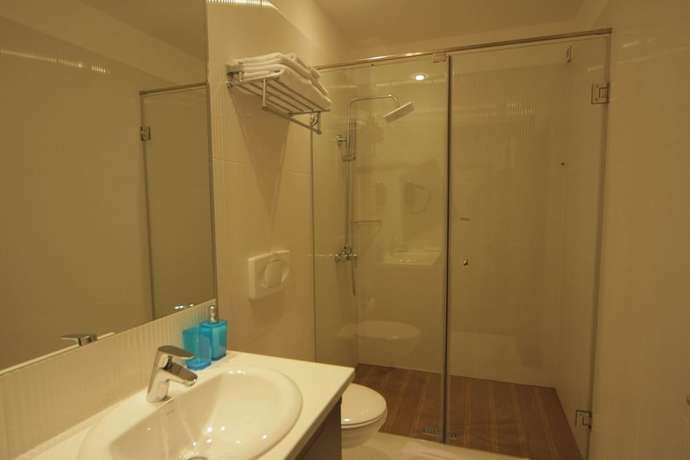 Imagen de la habitación del Hotel Nartel. Foto 10