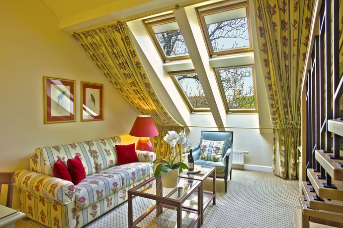 Imagen de los interiores del Hotel Narutis. Foto 12