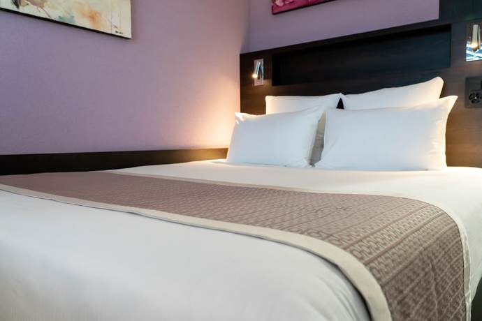 Imagen de la habitación del Hotel Nash Pratik. Foto 6