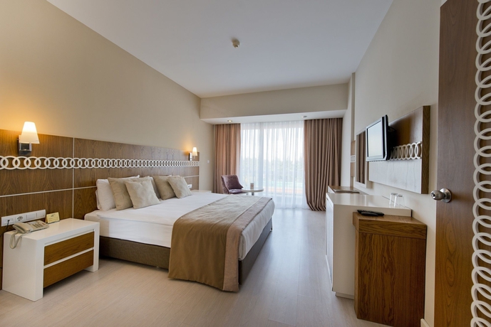 Imagen de la habitación del Hotel Nashira City Resort. Foto 10