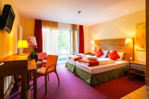 Imagen de la habitación del Hotel Nashira Kurpark. Foto 6