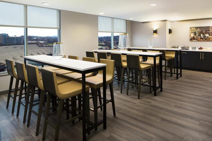 Imagen del bar/restaurante del Hotel Nashville Marriott At Vanderbilt University. Foto 2