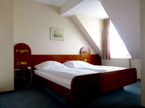 Imagen de la habitación del Hotel Nassauer Hof Limburg. Foto 8