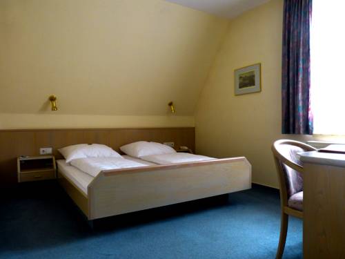 Imagen de la habitación del Hotel Nassauer Hof Limburg. Foto 10