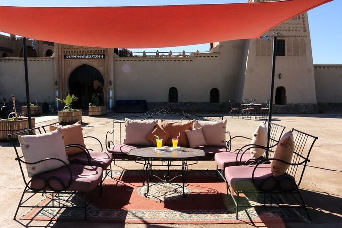 Imagen de los interiores del Hotel Nasser Palace Hôtel And Bivouacs. Foto 18