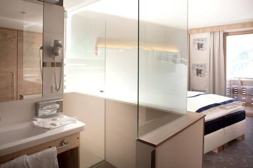 Imagen de la habitación del Hotel Nassfeld. Foto 3