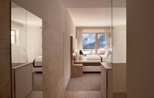 Imagen de la habitación del Hotel Nassfeld. Foto 7