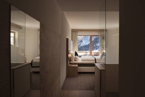 Imagen de la habitación del Hotel Nassfeld. Foto 15