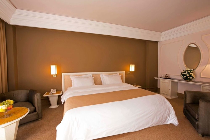 Imagen de la habitación del Hotel Nassim. Foto 4