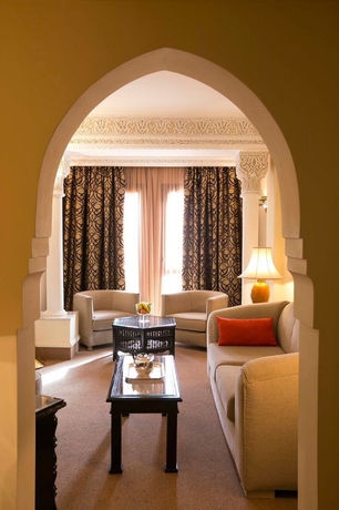 Imagen de los interiores del Hotel Nassim. Foto 14