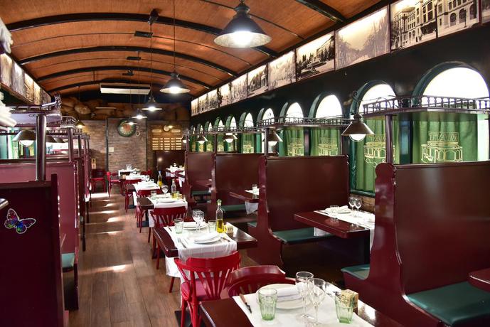 Imagen del bar/restaurante del Hotel Nastasi Hotel & SPA. Foto 3