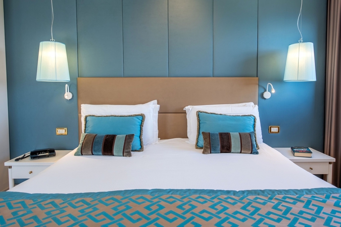 Imagen de la habitación del Hotel Nastro Azzurro Resort. Foto 5