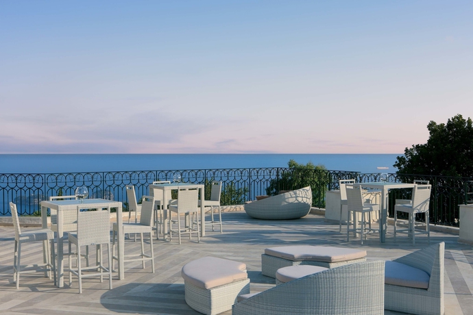 Imagen de la habitación del Hotel Nastro Azzurro Resort. Foto 12