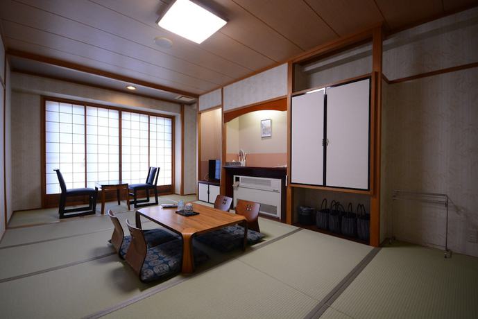 Imagen de la habitación del Hotel Nasushiobara Ichimantei. Foto 9