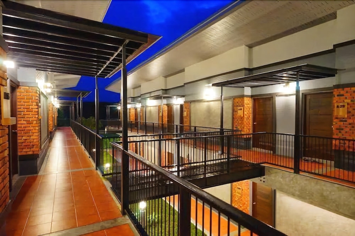 Imagen de los exteriores del Hotel Nata Resort, Chanthaburi. Foto 11