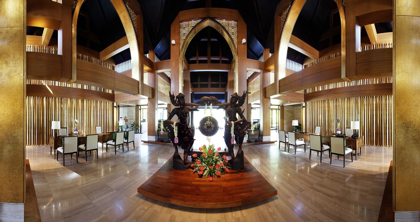 Imagen de los interiores del Hotel Natai Beach Resort. Foto 13