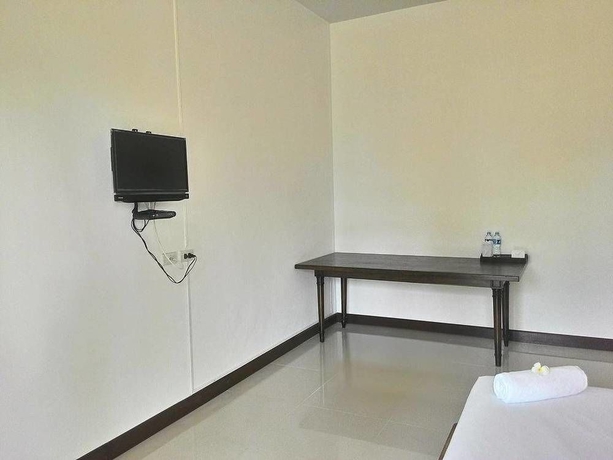 Imagen de la habitación del Hotel Natai House. Foto 5