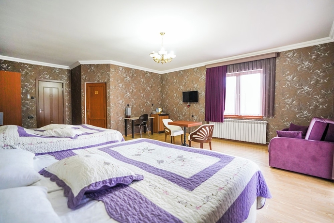 Imagen de la habitación del Hotel Natali, Borjomi. Foto 3