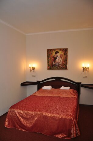 Imagen de la habitación del Hotel Natali. Foto 22