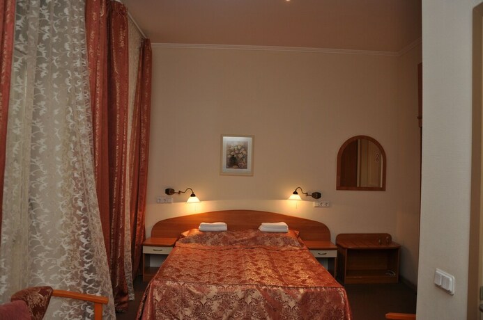 Imagen de la habitación del Hotel Natali. Foto 23